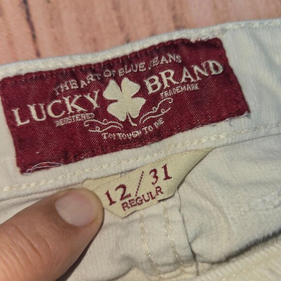 Lucky Brand Lola Bootcut Jeans 12/31 Beige (34x31) Relaxed Fit - Picture 3 of 10